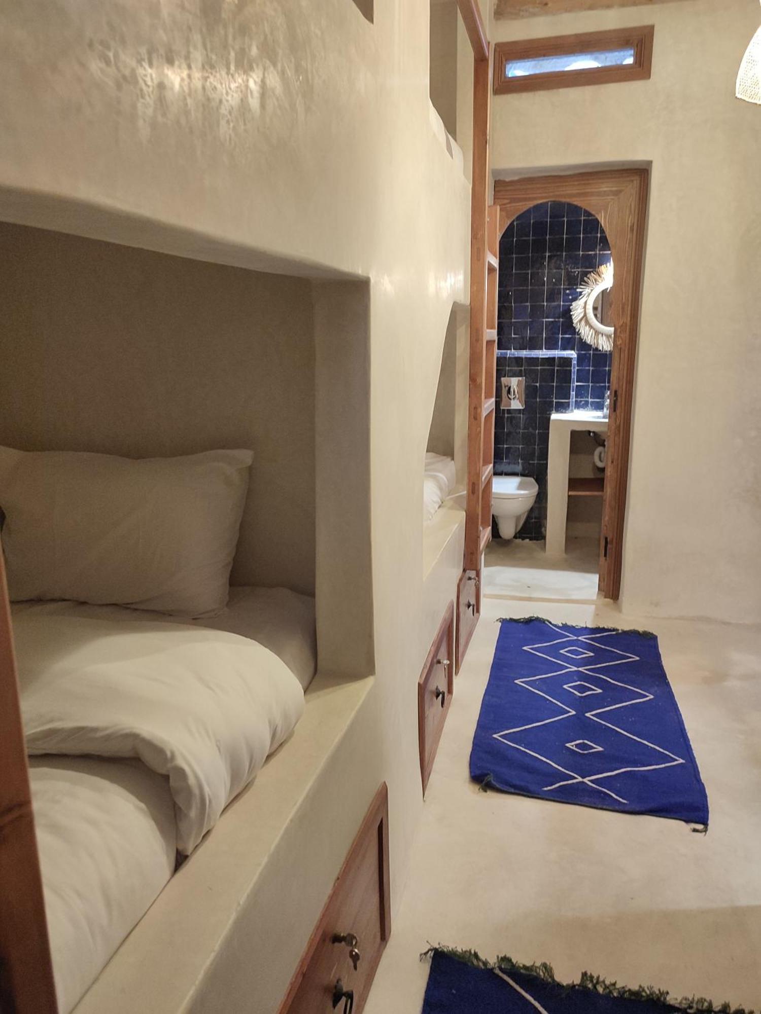 Private Room In Apartment Tov Taghazout Buitenkant foto