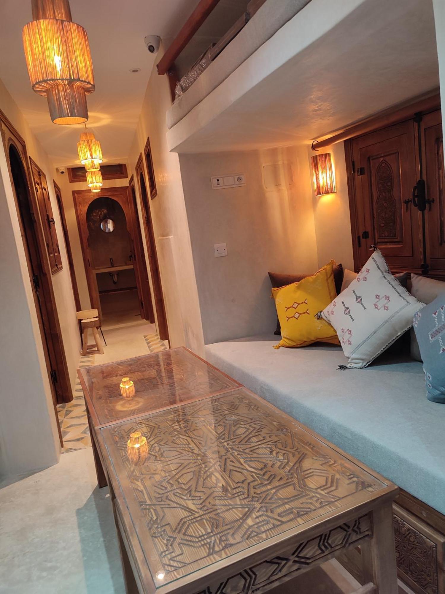 Private Room In Apartment Tov Taghazout Buitenkant foto